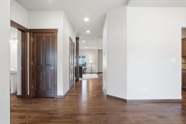 $925,000 | 2120 South Selkirk Street, Spokane Valley, WA 99016