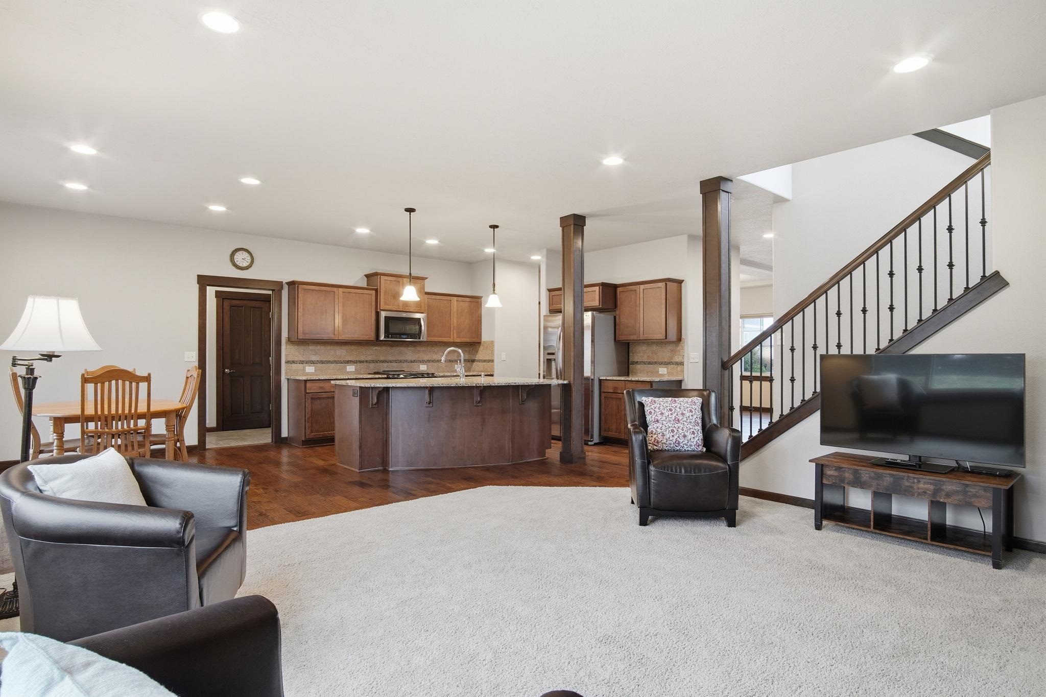 2120 South Selkirk Street Spokane Valley, WA 99016 - Photo 3 of 50