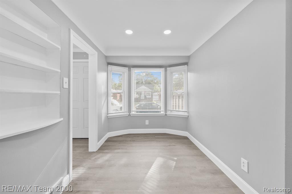 7301 Fielding Street Detroit, MI 48228 - Photo 7 of 24 Gallery Image 7