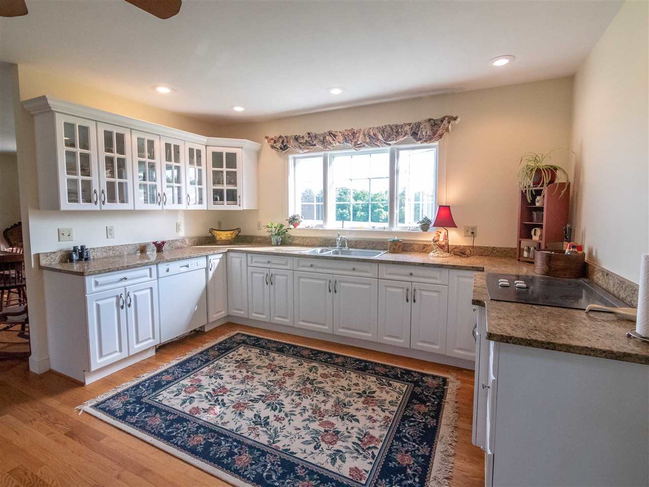 409 Center Hill Road Epsom, NH 03234 - Photo 13 of 34