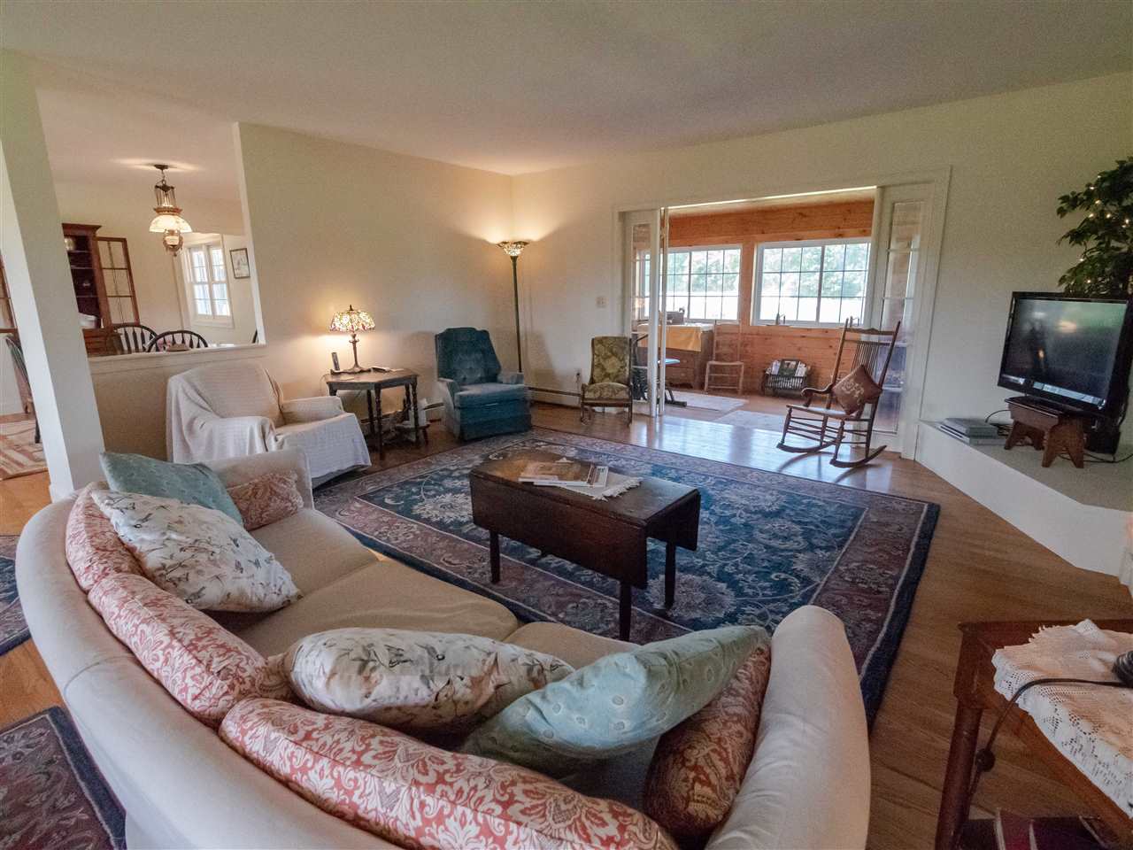 409 Center Hill Road Epsom, NH 03234 - Photo 10 of 34