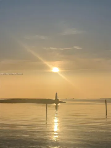 $5,500 | 87200 Overseas Highway, Unit F1, Islamorada, FL 33036