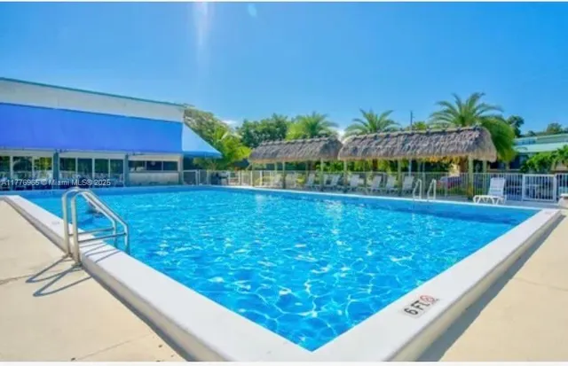 $5,500 | 87200 Overseas Highway, Unit F1, Islamorada, FL 33036