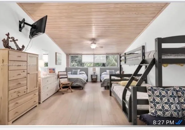 $5,500 | 87200 Overseas Highway, Unit F1, Islamorada, FL 33036