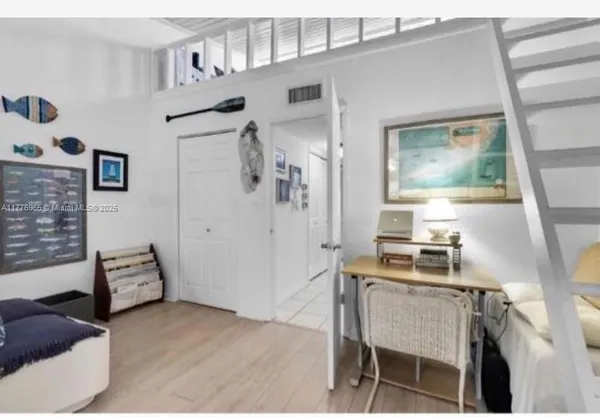 $5,500 | 87200 Overseas Highway, Unit F1, Islamorada, FL 33036