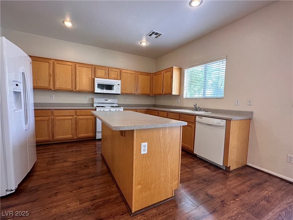 2586 Highland Cliff Drive Henderson, NV 89052 - Photo 12 of 33