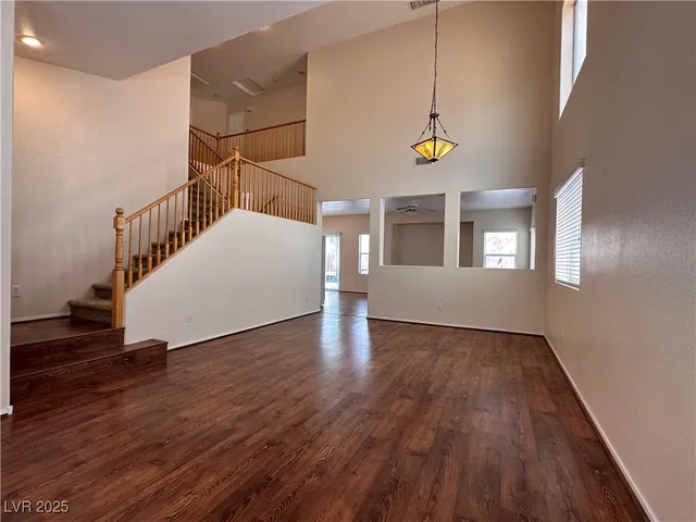 $2,695 | 2586 Highland Cliff Drive, Henderson, NV 89052