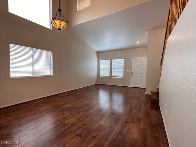 $2,695 | 2586 Highland Cliff Drive, Henderson, NV 89052