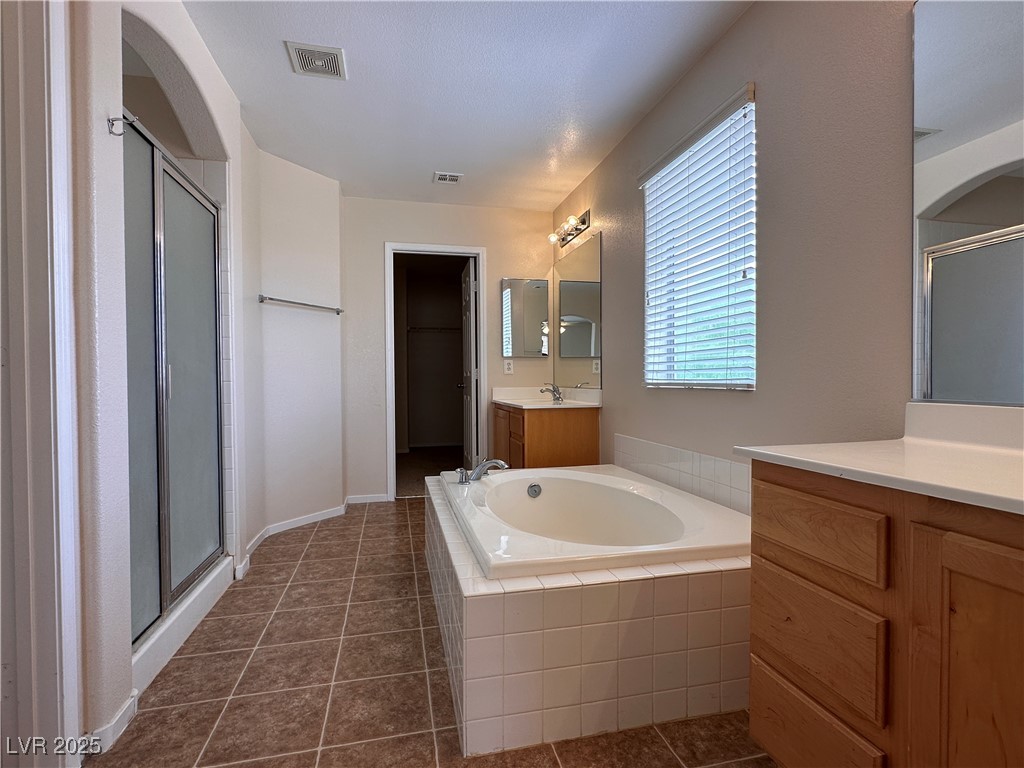 2586 Highland Cliff Drive Henderson, NV 89052 - Photo 21 of 33