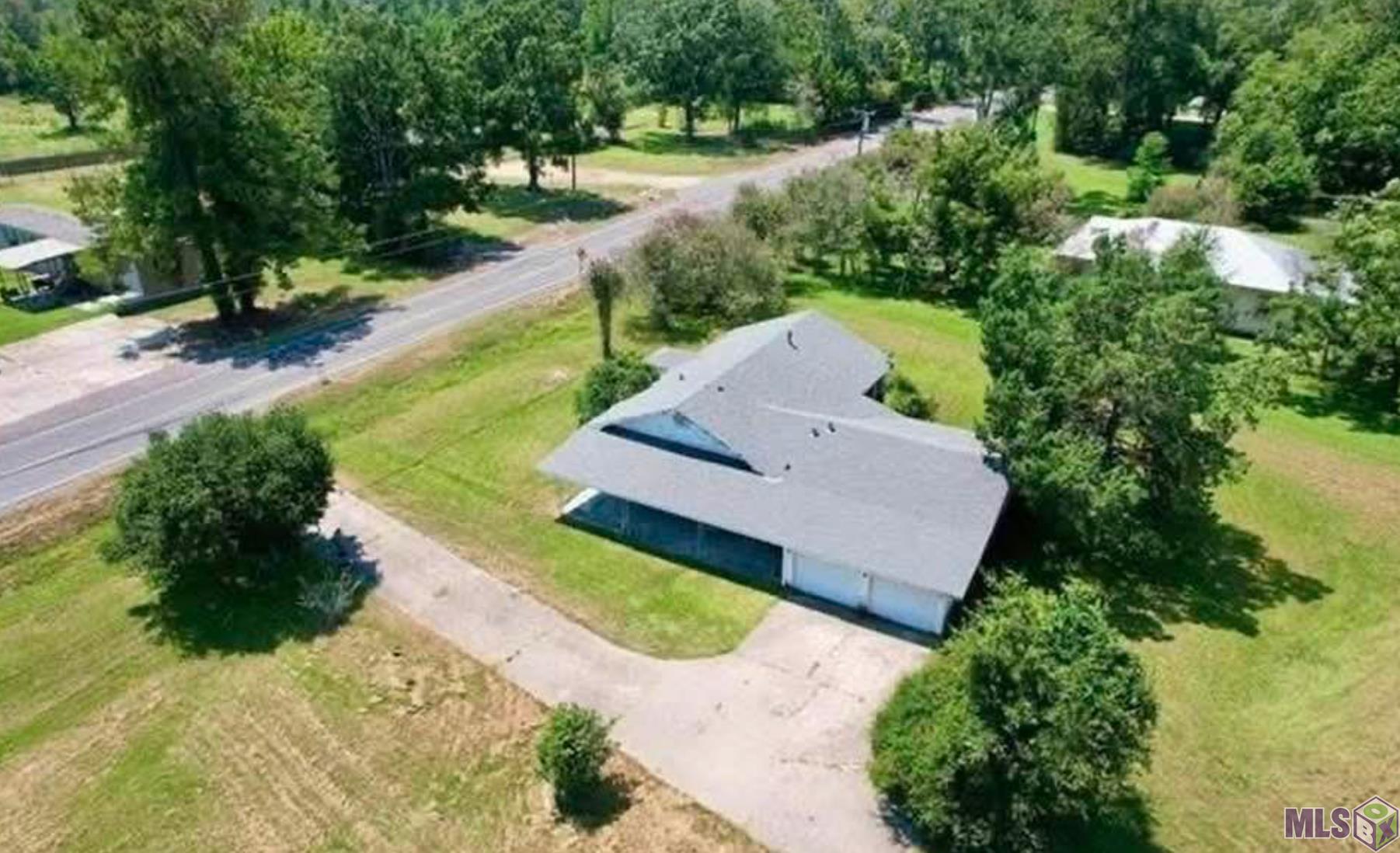 9001 Springfield Road Denham Springs, LA 70706 - Photo 12 of 16
