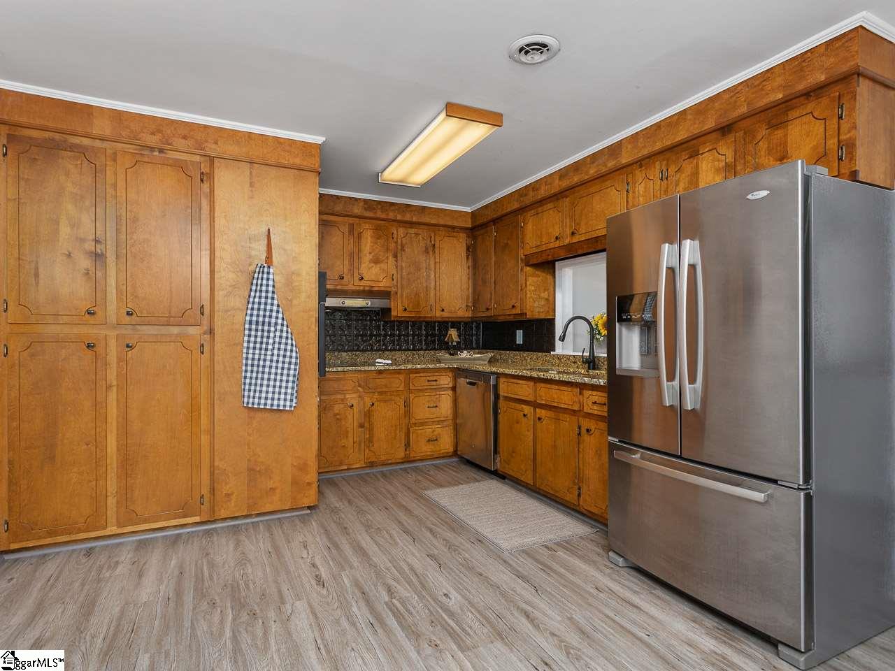 651 State Rd S-39-176 Easley, SC 29640 - Photo 13 of 36 Gallery Image 13
