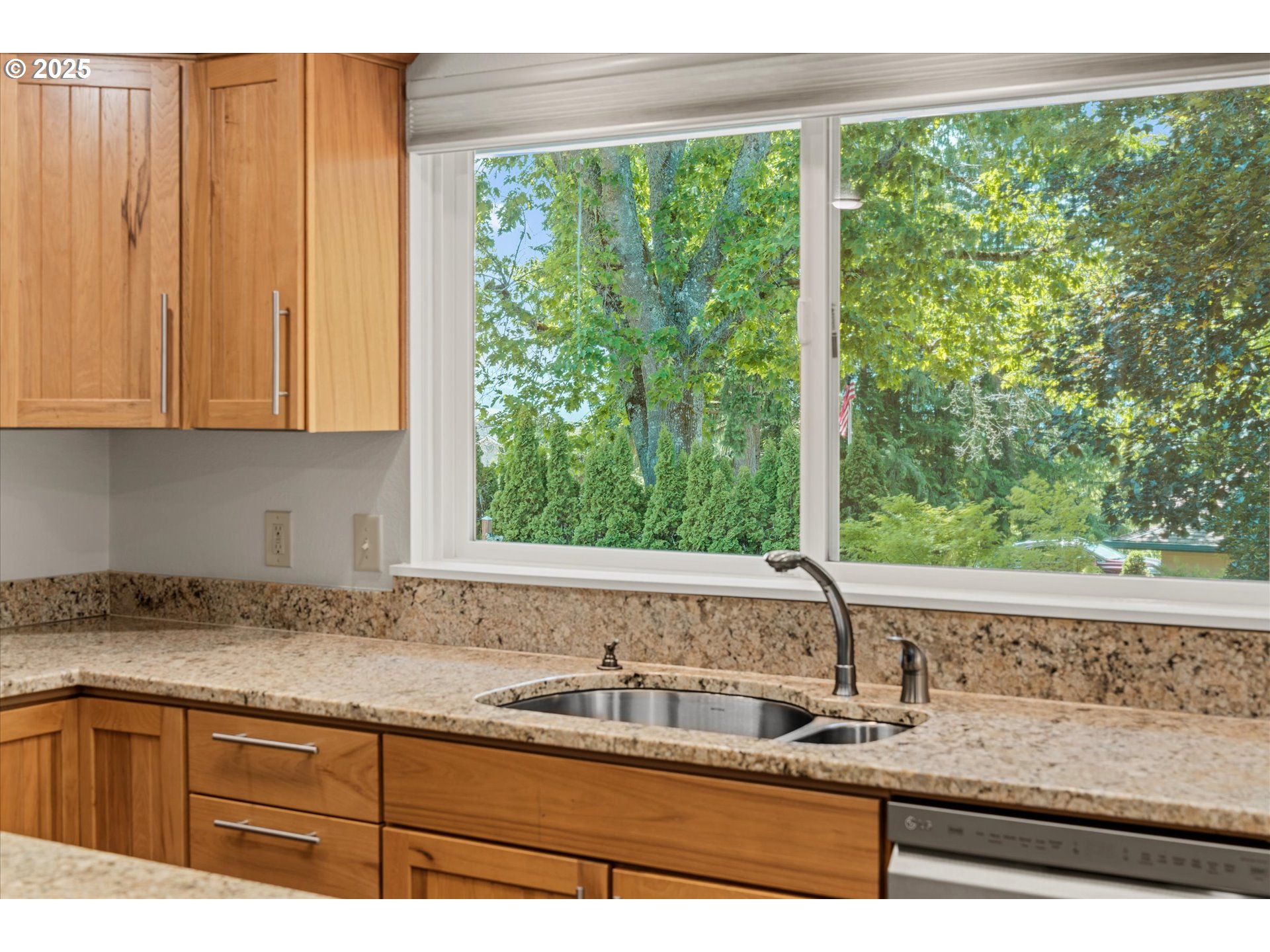 15985 Southwest Bull Mountain Road Tigard, OR 97224 - Photo 12 of 39 Gallery Image 12