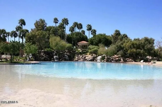 $2,000 | 1633 East Lakeside Drive, Unit 65, Gilbert, AZ 85234