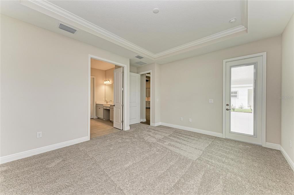 10904 Spring Sapling Circle Palmetto, FL 34221 - Photo 6 of 40