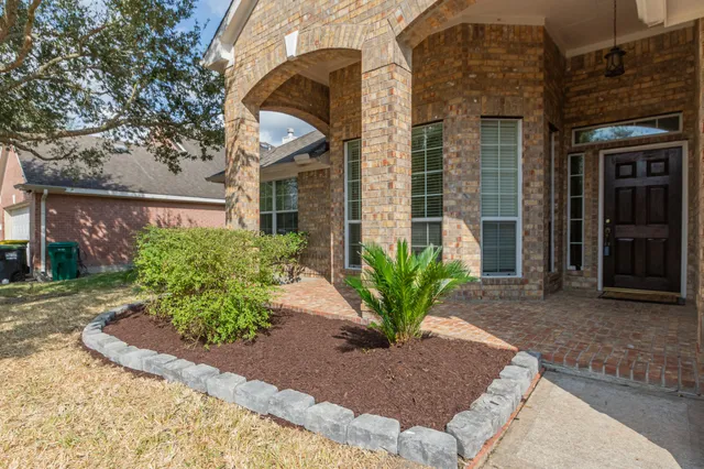 $379,900 | 4319 Dow Way, Pasadena, TX 77505