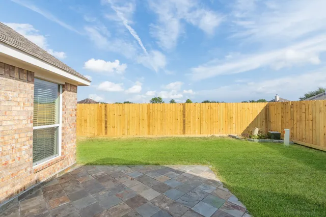 $379,900 | 4319 Dow Way, Pasadena, TX 77505