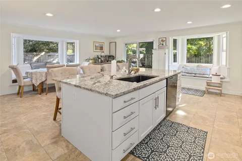 $589,900 | 7806 Jade Drive Southwest, Lakewood, WA 98498