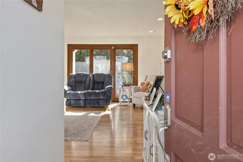 $589,900 | 7806 Jade Drive Southwest, Lakewood, WA 98498