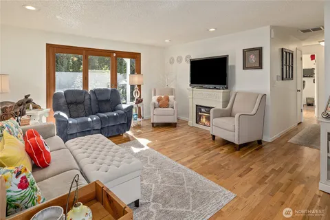 $589,900 | 7806 Jade Drive Southwest, Lakewood, WA 98498