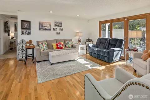 $589,900 | 7806 Jade Drive Southwest, Lakewood, WA 98498