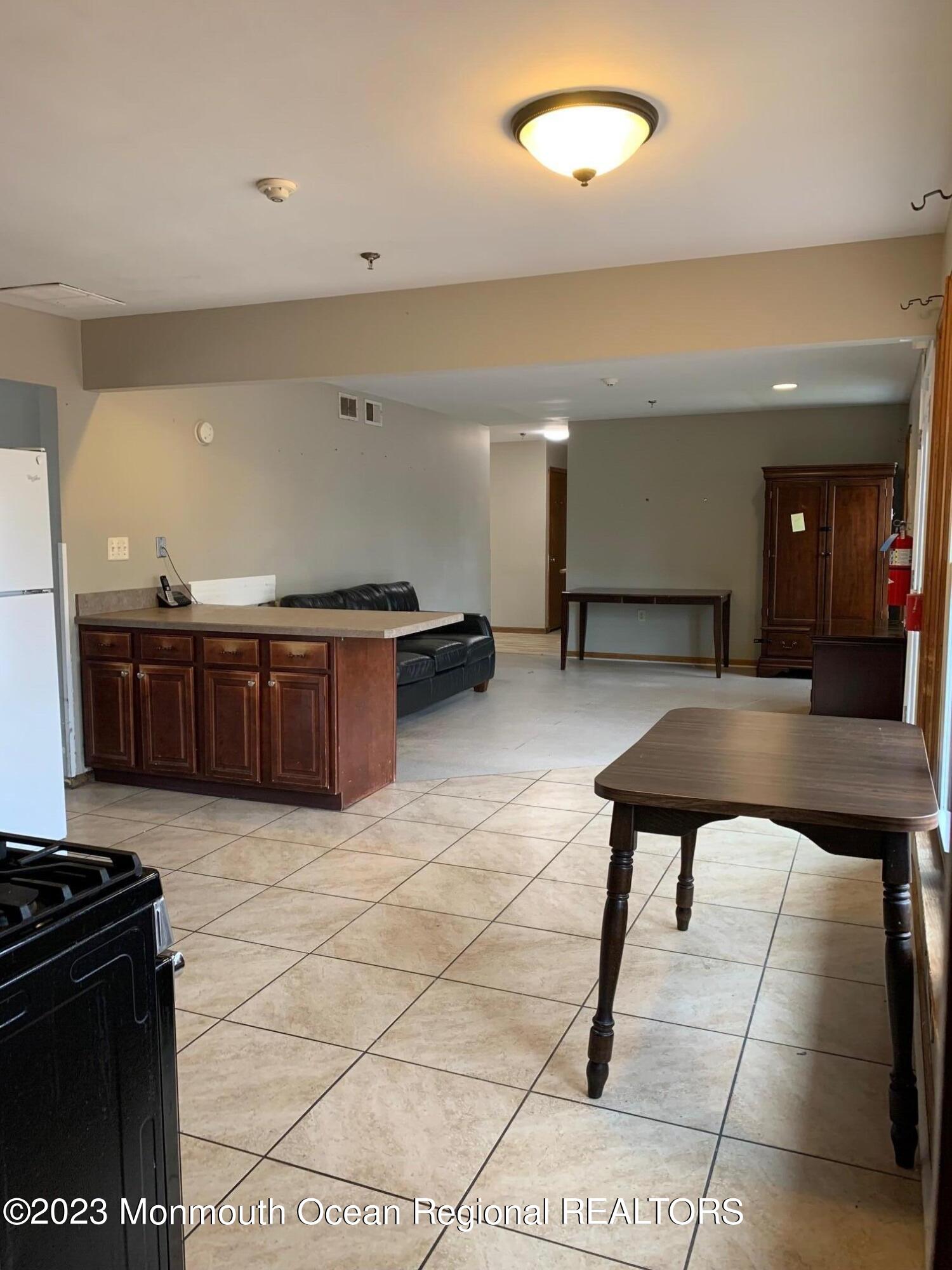 31 Miller Road Lakewood, NJ 08701 - Photo 12 of 46 7