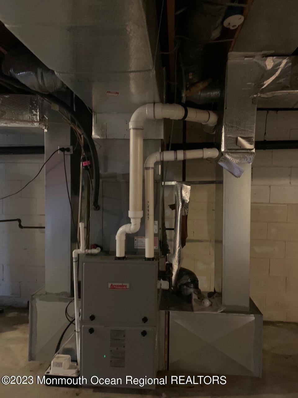 31 Miller Road Lakewood, NJ 08701 - Photo 36 of 46 IMG_6309