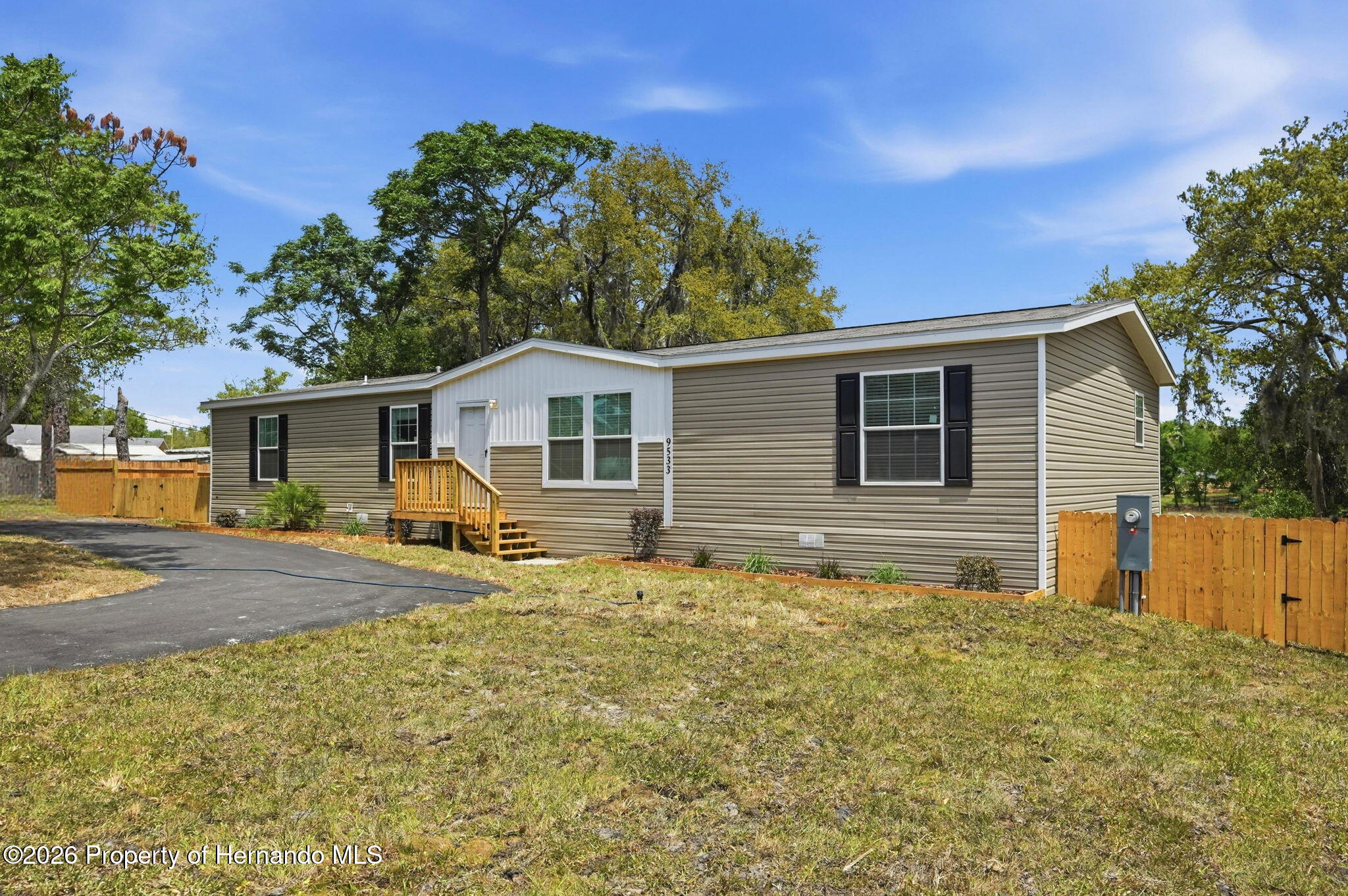 9533 Round Lake Road Weeki Wachee, FL 34613 - Photo 42 of 67
