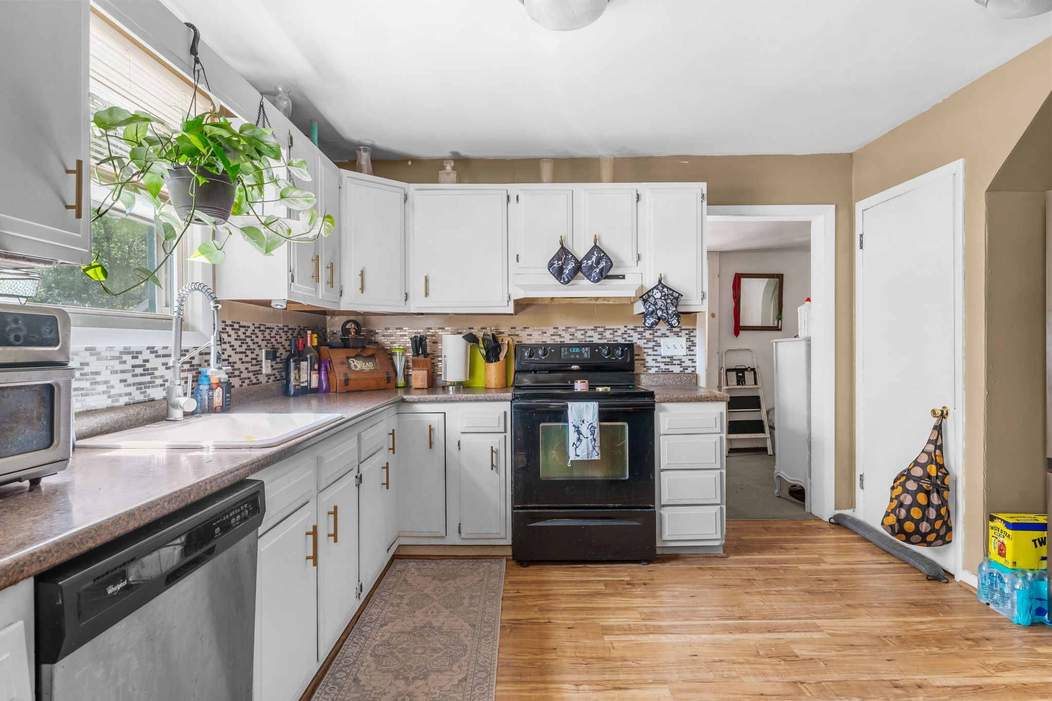 1868 Castle Gardens Road Vestal, NY 13850 - Photo 10 of 26