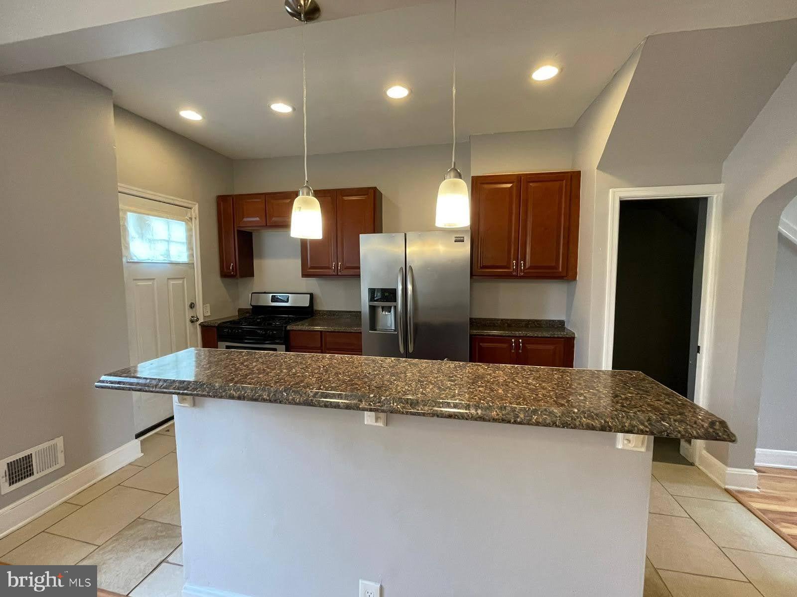 4528 Pimlico Road Baltimore, MD 21215 - Photo 3 of 28