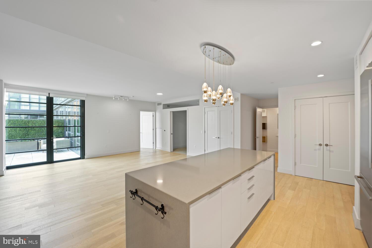 45 Sutton Square Southwest, Unit 1118 Washington, DC 20024 - Photo 10 of 63 Fantastic layout for everyday living/entertaining