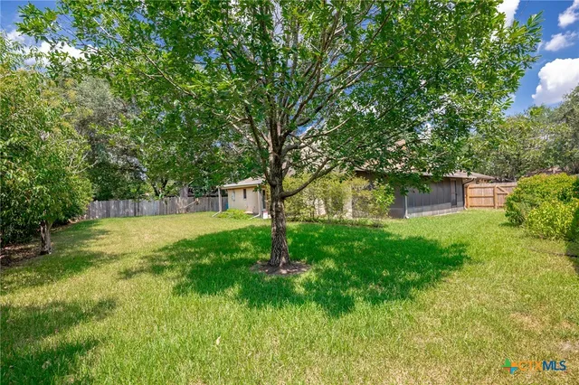 $229,000 | 517 Maplewood Drive, Victoria, TX 77901