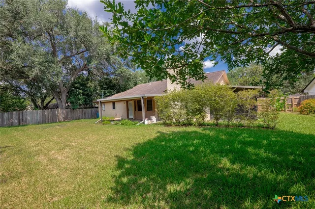 $229,000 | 517 Maplewood Drive, Victoria, TX 77901