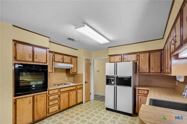 $229,000 | 517 Maplewood Drive, Victoria, TX 77901