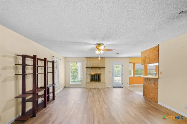 $229,000 | 517 Maplewood Drive, Victoria, TX 77901