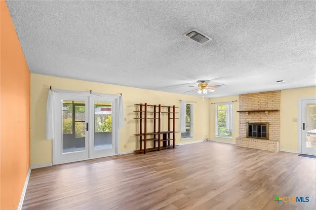 $229,000 | 517 Maplewood Drive, Victoria, TX 77901