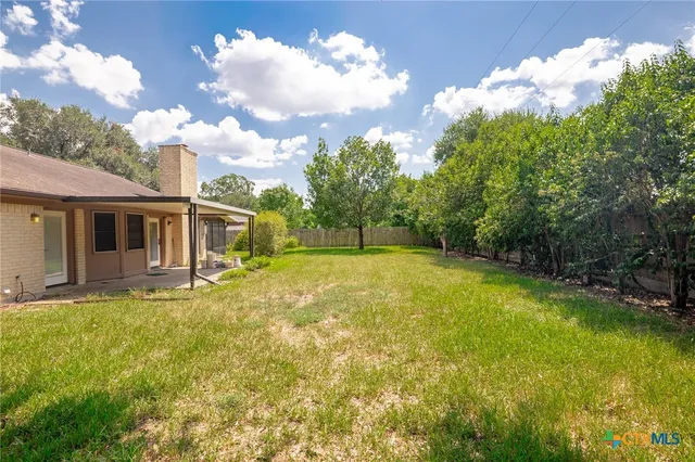 $229,000 | 517 Maplewood Drive, Victoria, TX 77901