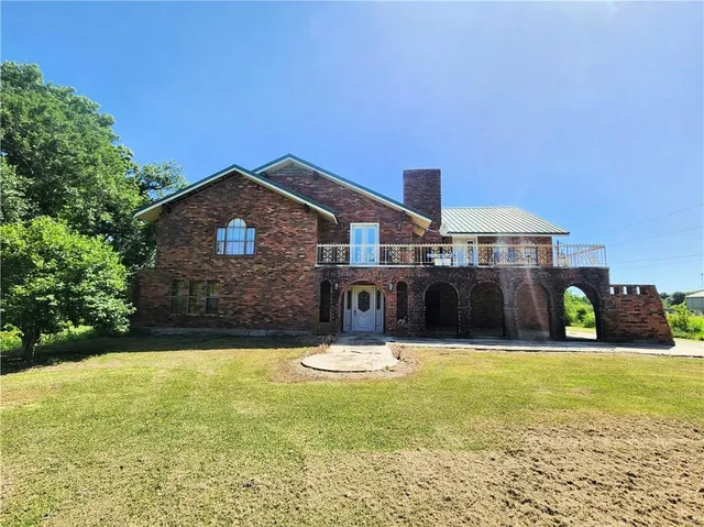 $470,000 | 30535 Highway 23, Buras, LA 70041