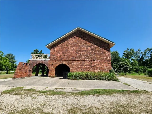 $470,000 | 30535 Highway 23, Buras, LA 70041