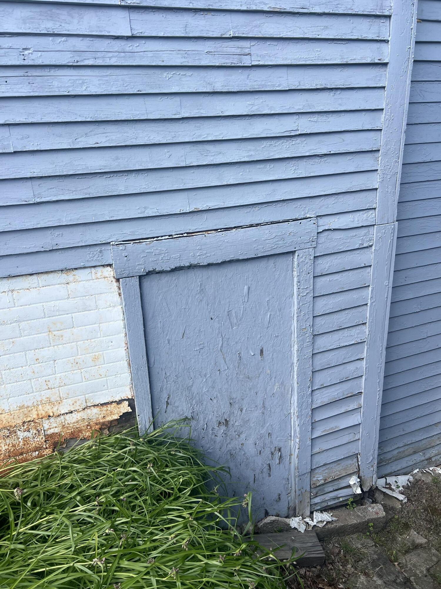 53 High Street Dixfield, ME 04224 - Photo 5 of 21 IMG_4454