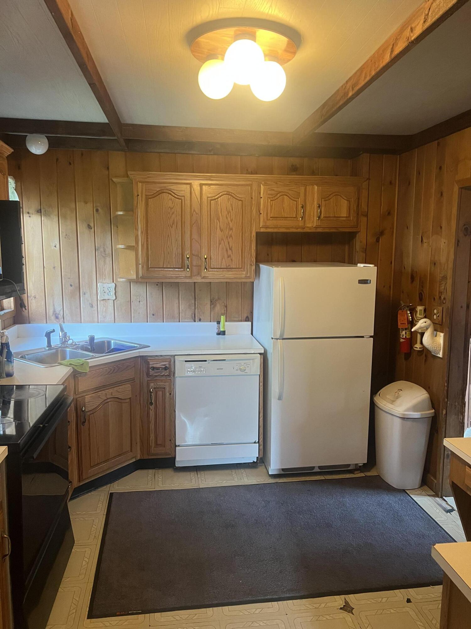 53 High Street Dixfield, ME 04224 - Photo 7 of 21 IMG_4458