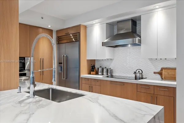 $15,000 | 145 Jefferson Avenue, Unit 419, Miami Beach, FL 33139