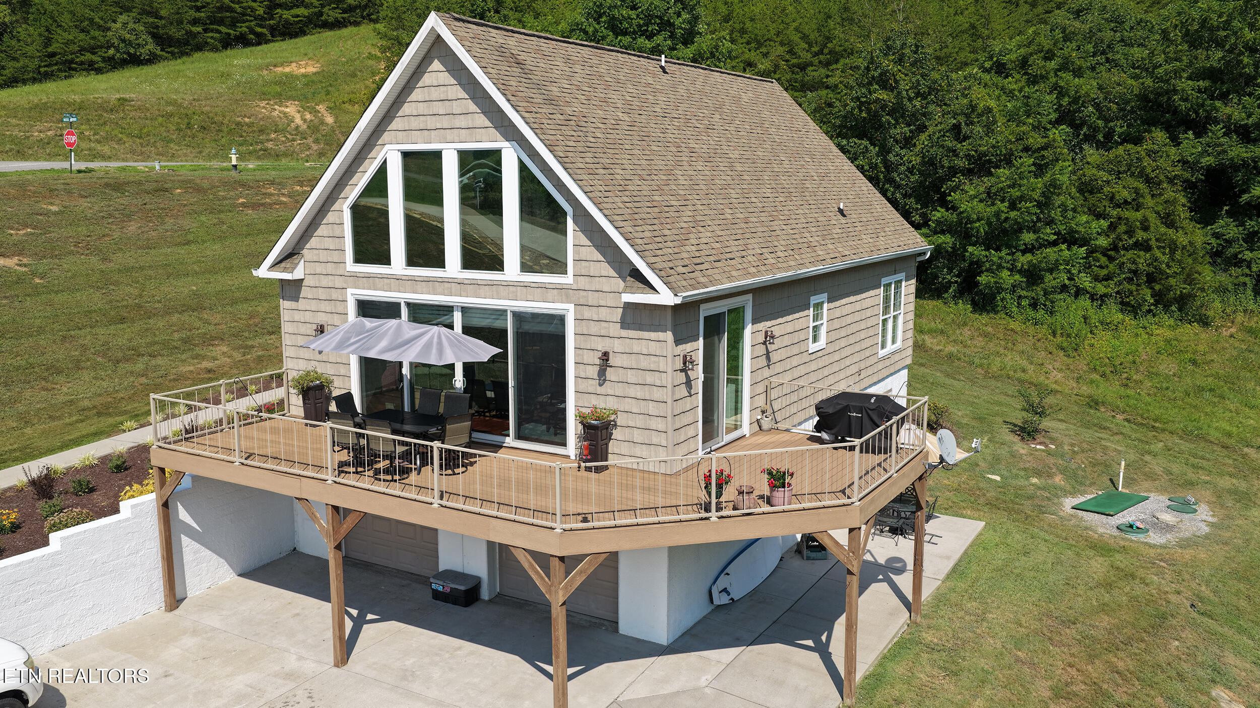 109 Reginas Point Sharps Chapel, TN 37866 - Photo 3 of 57 109 Reginas Pt, Sunset Bay, Norris Lake