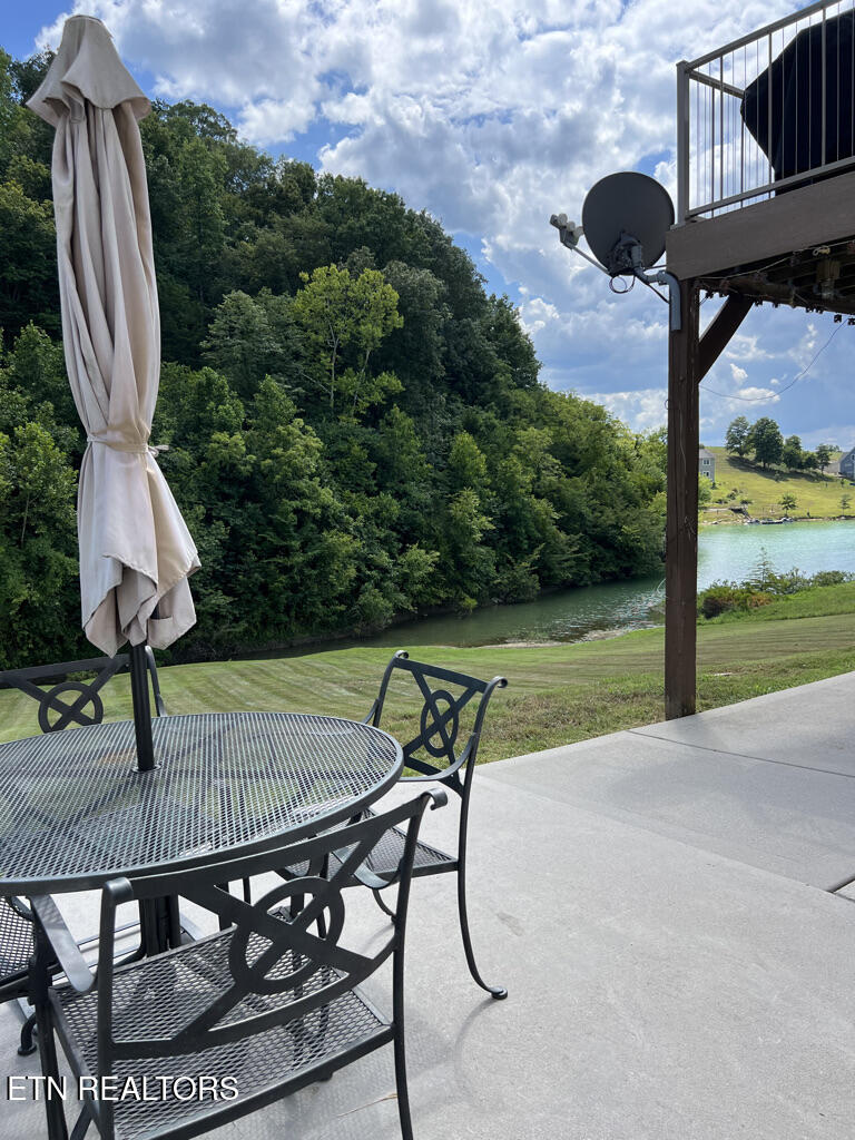 109 Reginas Point Sharps Chapel, TN 37866 - Photo 40 of 57 109 Reginas Pt, Sunset Bay, Norris Lake