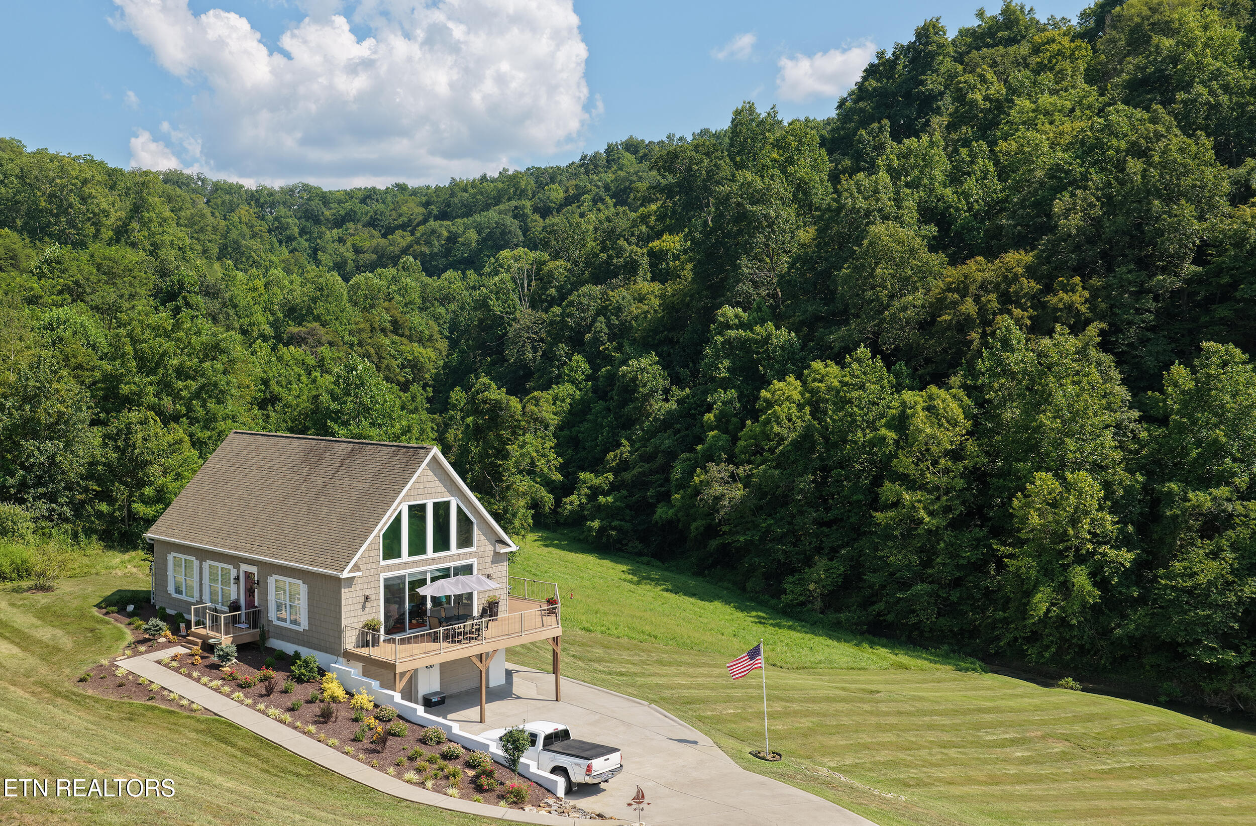 109 Reginas Point Sharps Chapel, TN 37866 - Photo 54 of 57 109 Reginas Pt, Sunset Bay, Norris Lake