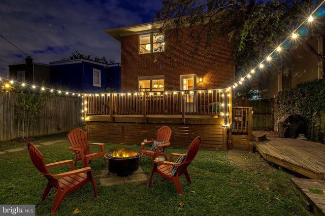 $900,000 | 718 North Patrick Street, Alexandria, VA 22314