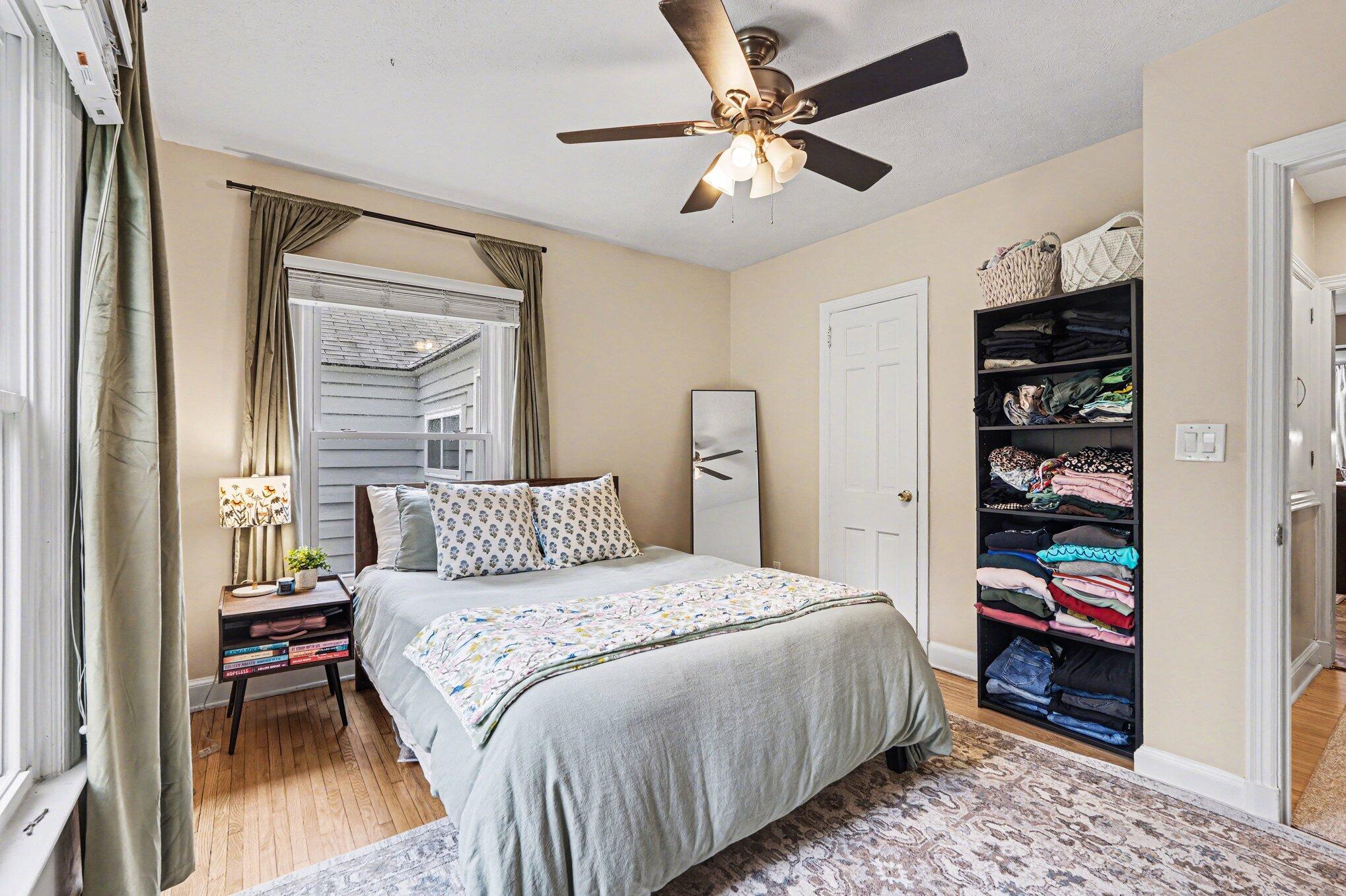 5610 Cascade Road Southeast Grand Rapids, MI 49546 - Photo 13 of 19 015_file_3448