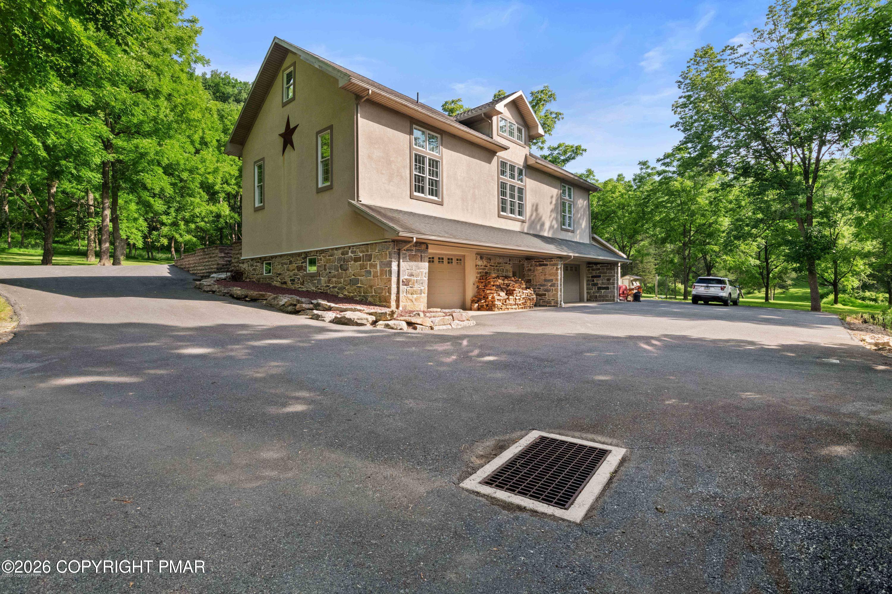 917 Lower Cherry Valley Road Stroudsburg, PA 18360 - Photo 4 of 124 20200906001307808203000000-o