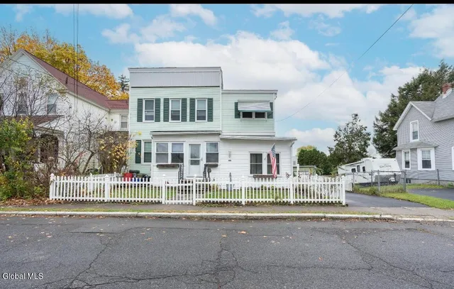 $359,900 | 1723 5th Street, Rensselaer, NY 12144