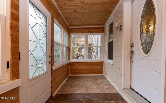 $359,900 | 1723 5th Street, Rensselaer, NY 12144