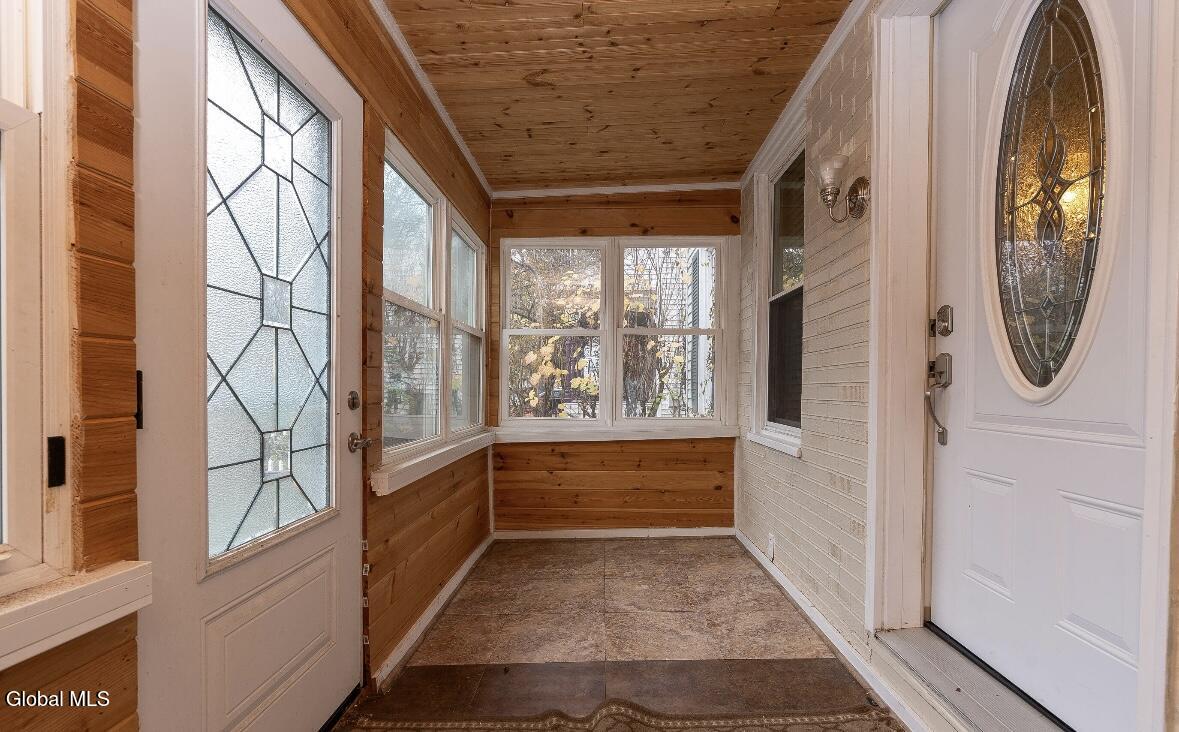 1723 5th Street Rensselaer, NY 12144 - Photo 6 of 33 IMG_0296